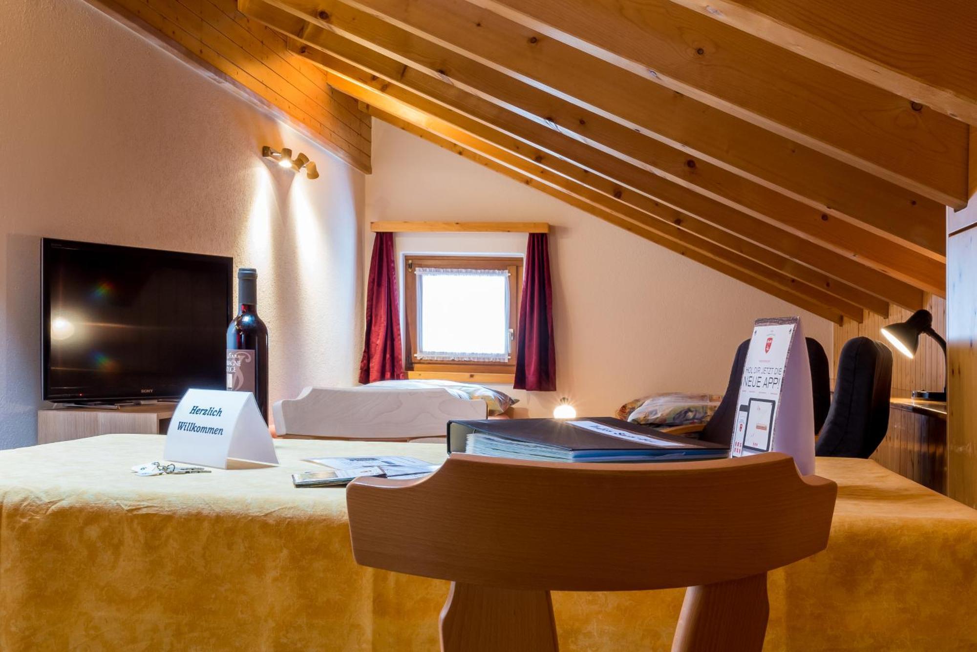 Apartamento Haus Avalanche Saas-Fee Habitación foto